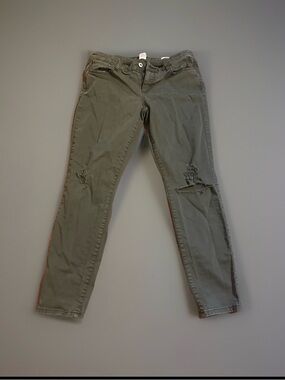Arizona Jeans Olive Green Distressed Skinny Pants Jeggings Ripped Torn Sz 11